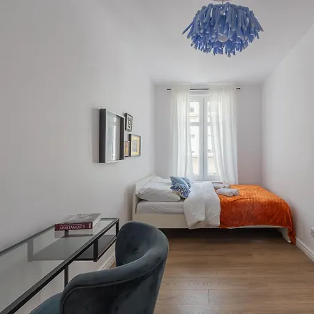 Glow - Wrzeszcz Loft, Space & Comfy Apartment Gdansk