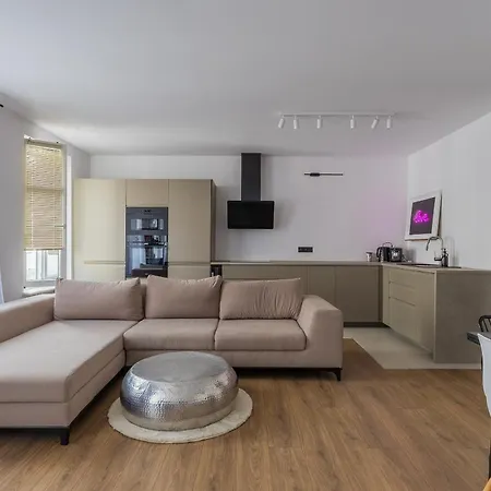 Apartment Glow - Wrzeszcz Loft, Space & Comfy *