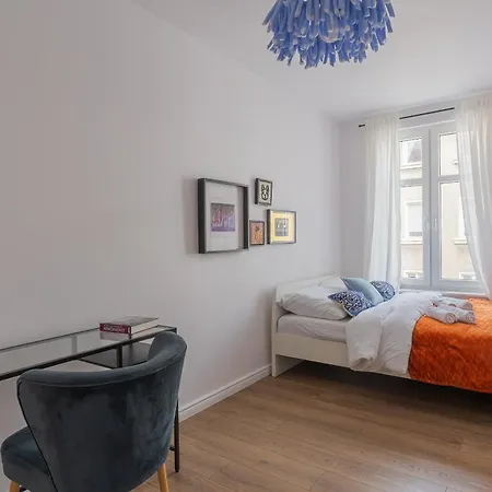 Glow - Wrzeszcz Loft, Space & Comfy Apartment