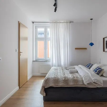 Glow - Wrzeszcz Loft, Space & Comfy Gdansk