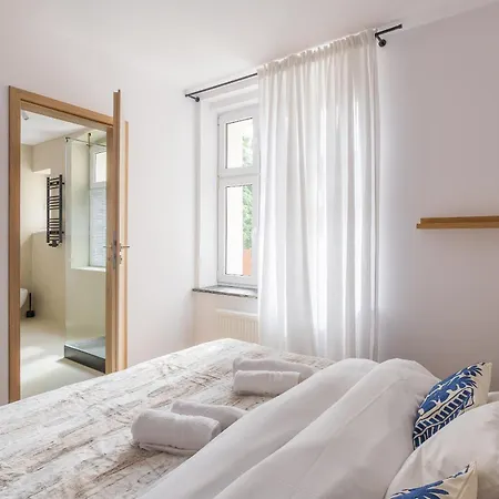 Glow - Wrzeszcz Loft, Space & Comfy Apartment