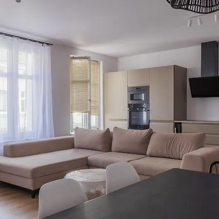 Apartment Glow - Wrzeszcz Loft, Space & Comfy