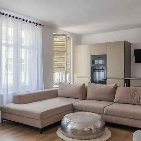 Glow - Wrzeszcz Loft, Space & Comfy Apartment Gdansk