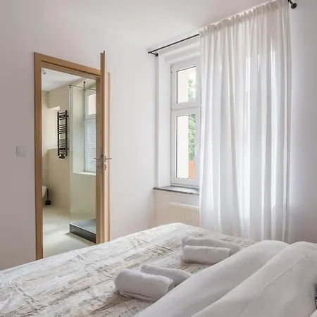 Glow - Wrzeszcz Loft, Space & Comfy