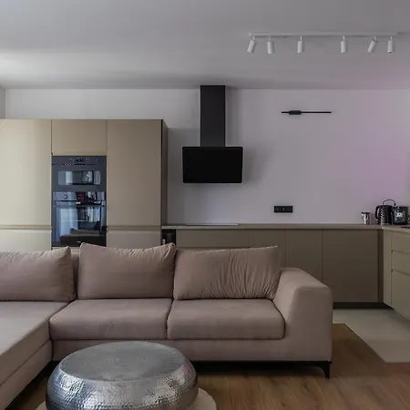 Glow - Wrzeszcz Loft, Space & Comfy Apartment *
