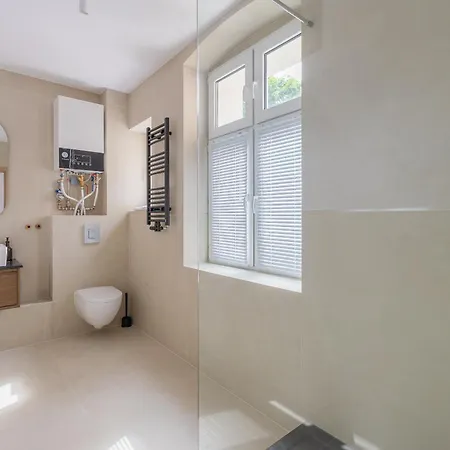 Apartment Glow - Wrzeszcz Loft, Space & Comfy